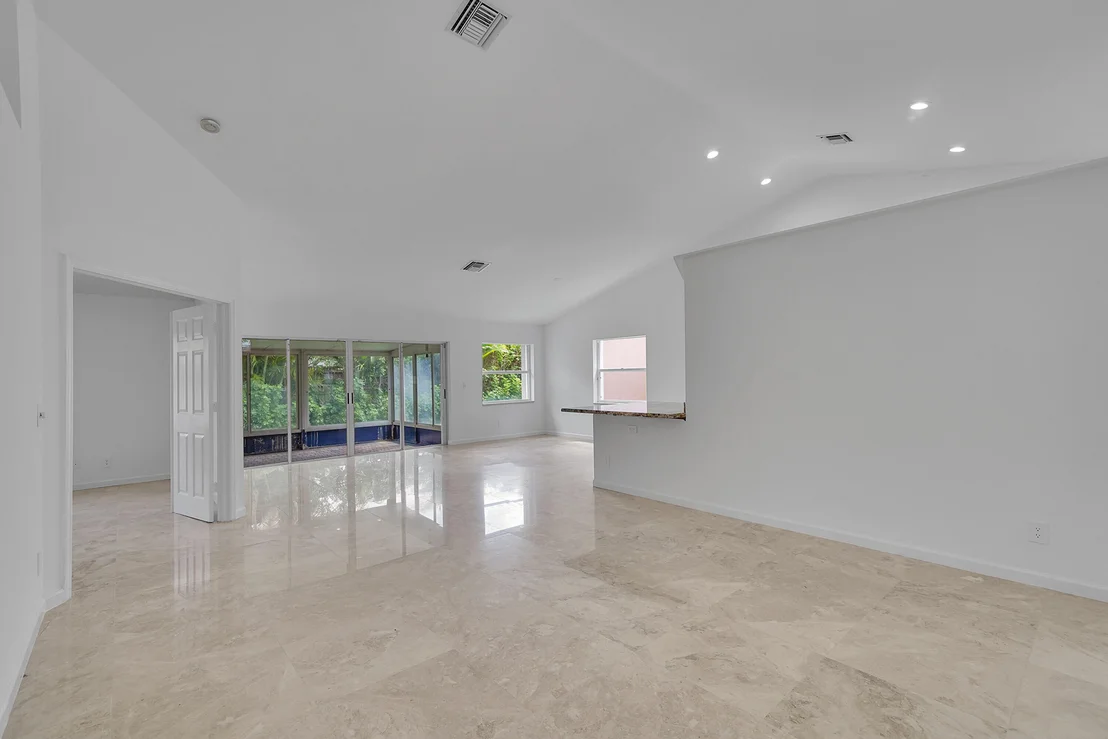 Photo of 5295 Grande Palm Circle