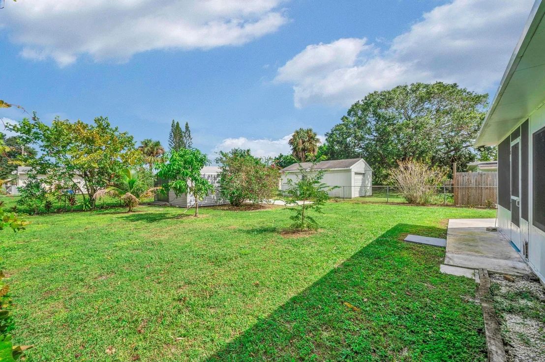 Photo of 708 El Rancho Drive