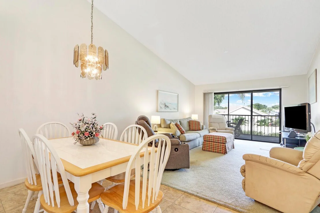 Photo of Unit B at 2052 Keystone Drive