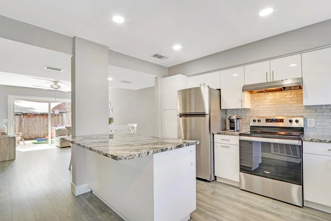 Photo of Unit 2 at 413 N Cypress Drive