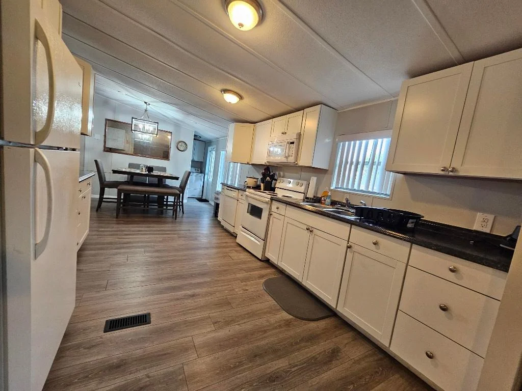 Photo of 3222 SE 34th Avenue