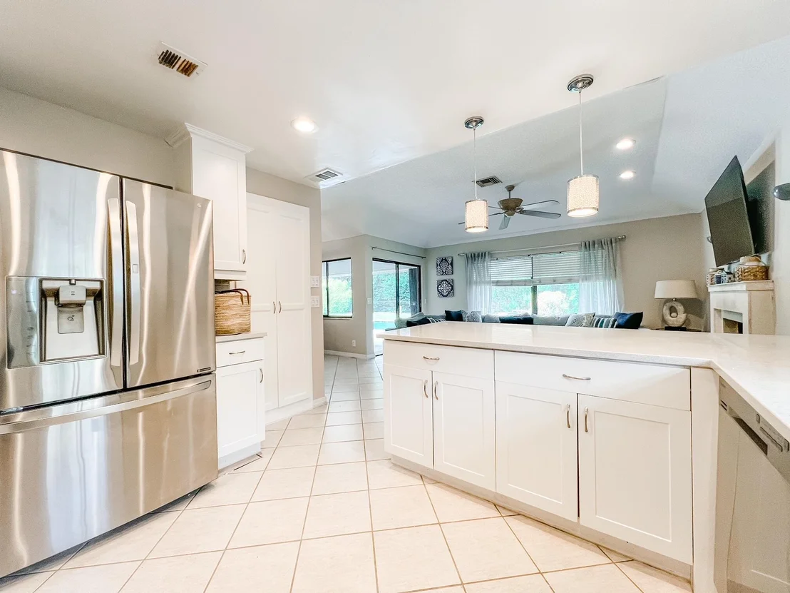 Photo of 4563 Gleneagles Drive