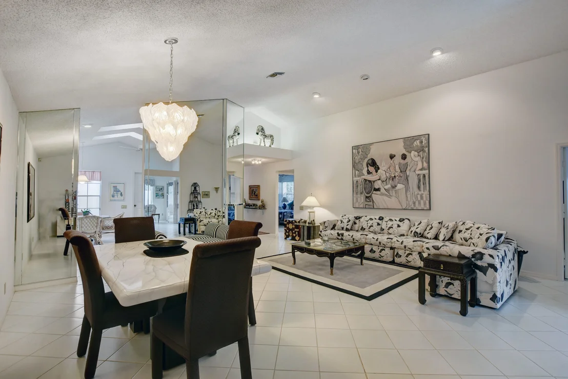 Photo of 6086 Bay Isles Drive