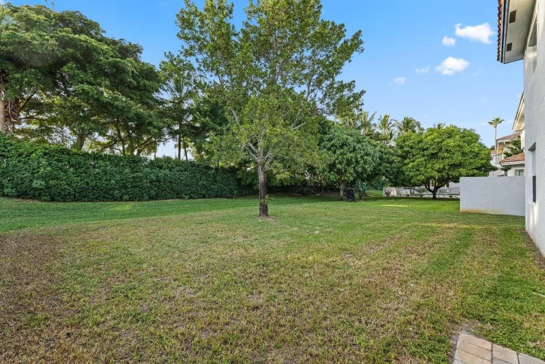 Photo of 9581 Cobblestone Creek Drive