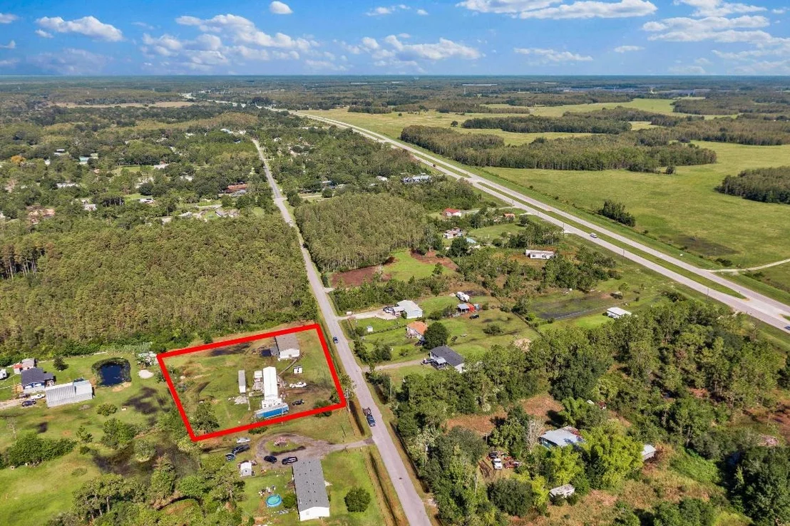 Photo of 9400 Luna Drive