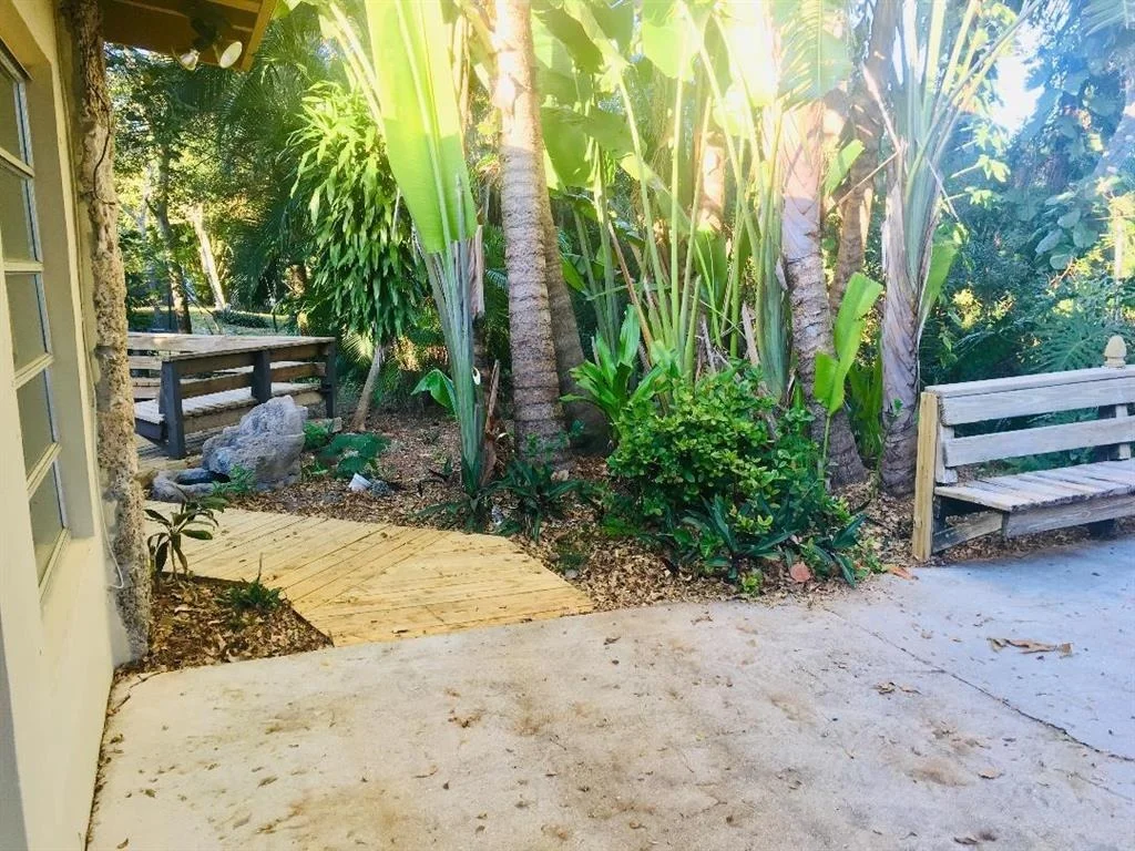 Photo of 4953 Palm Ridge Boulevard