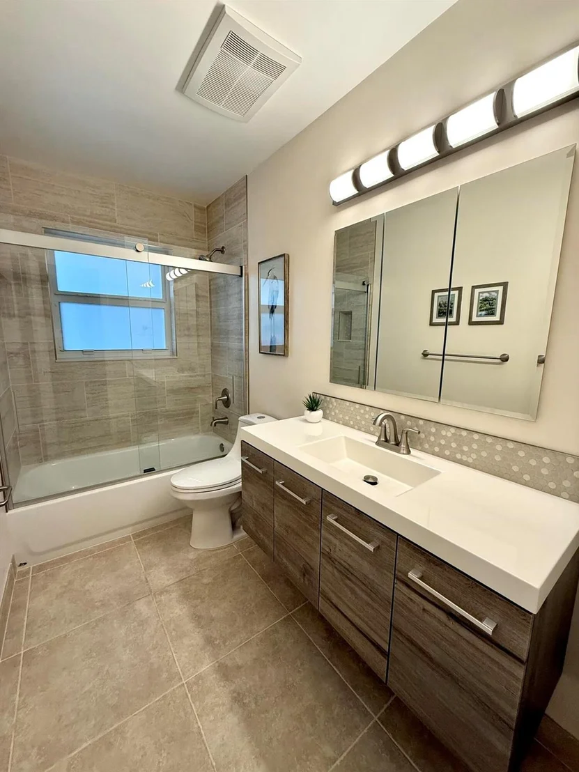 Photo of 736 Heron Drive