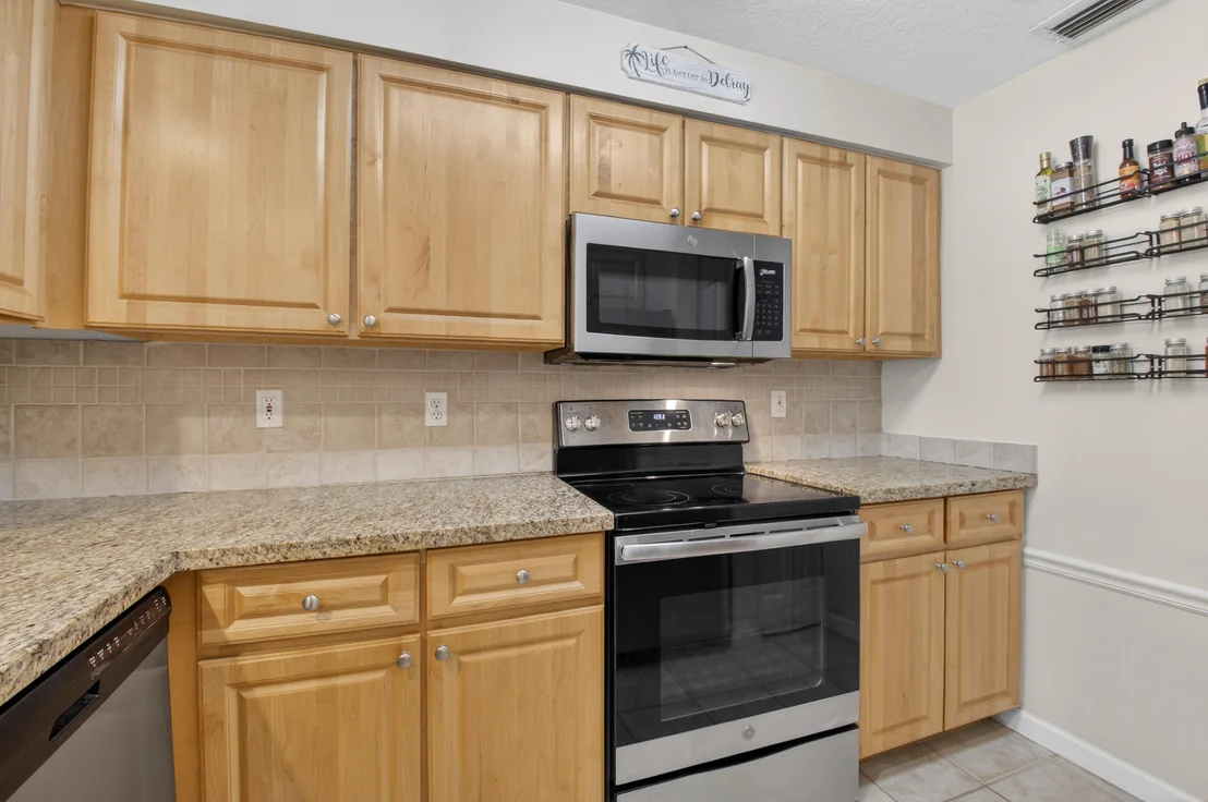 Photo of Unit 607 at 2022 Alta Meadows Lane
