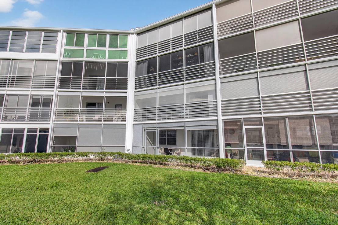 Photo of 2035 Cornwall B