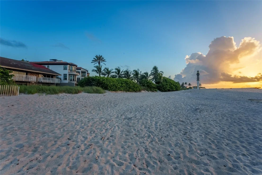 Photo of 2304 Bay Drive