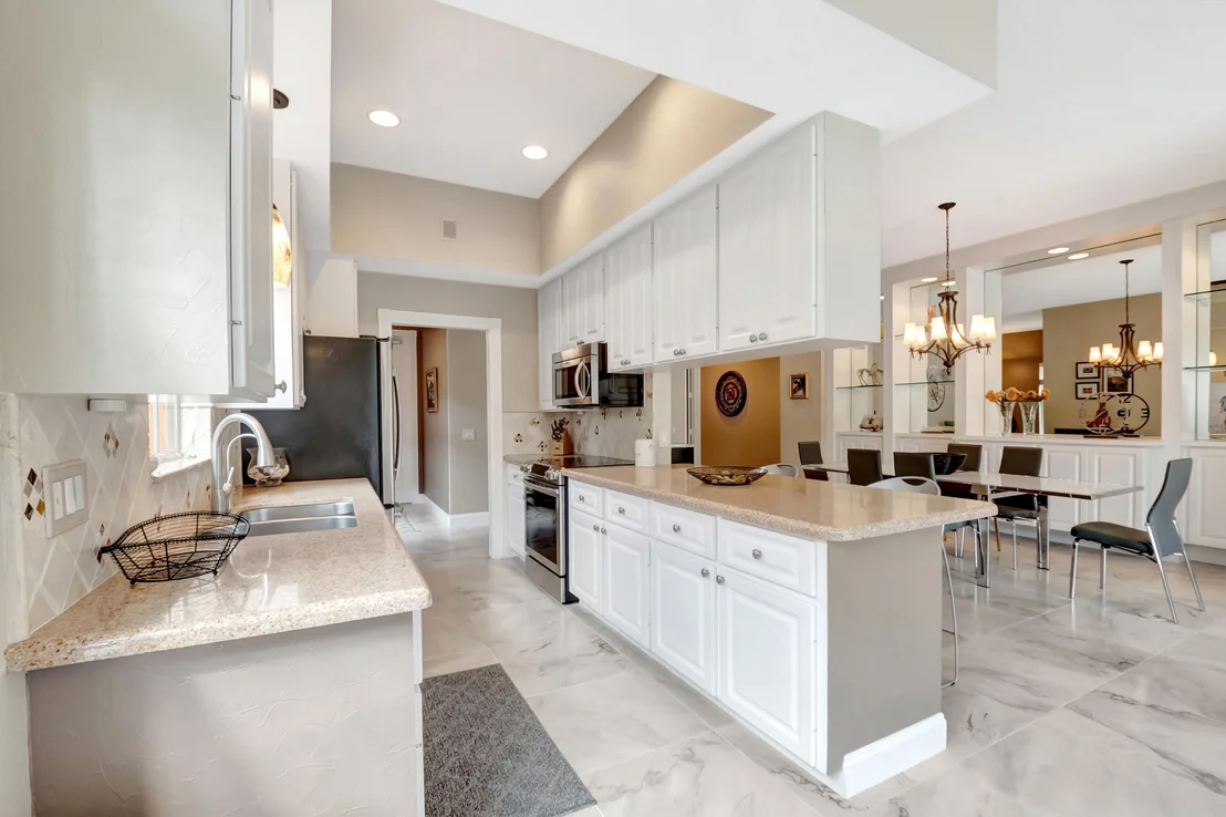 Photo of 4786 Temple Drive