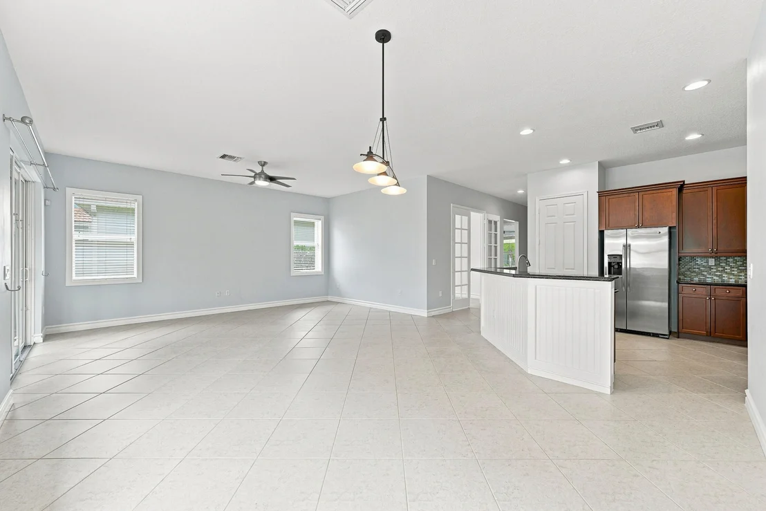 Photo of 14820 Strand Lane