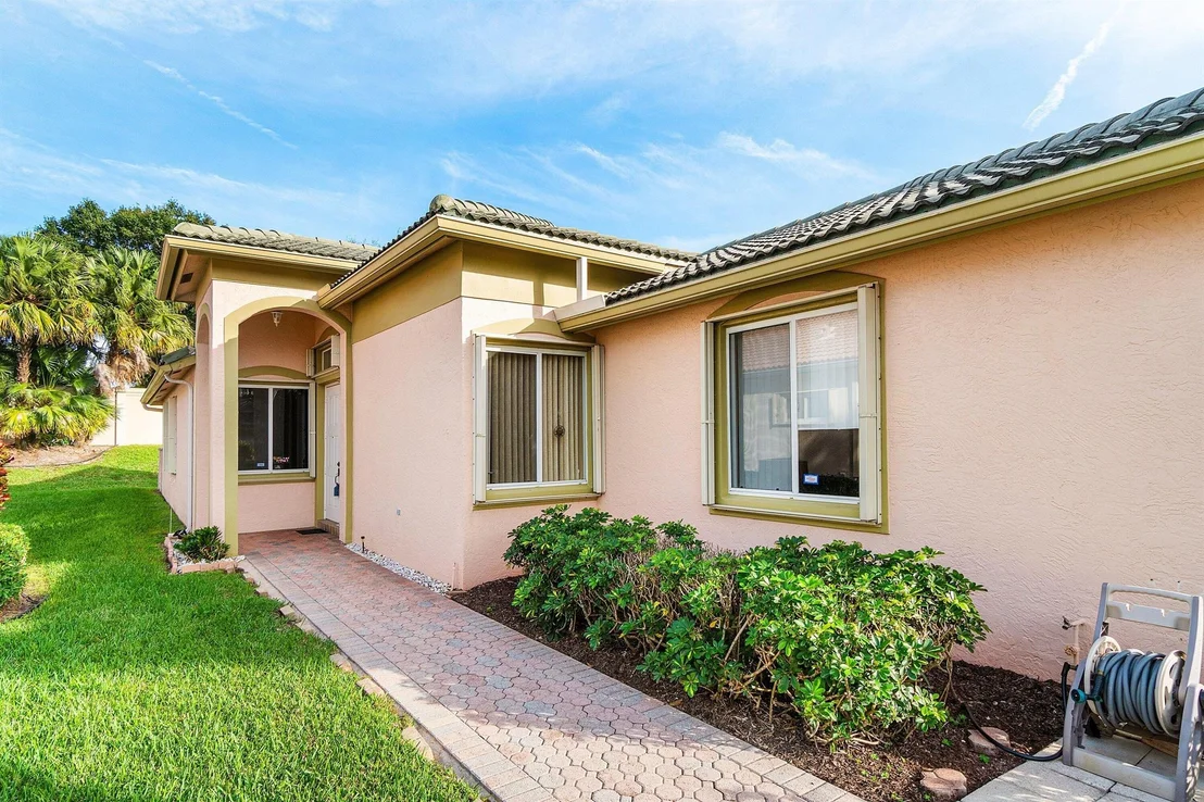 Photo of 8034 Bellafiore Way