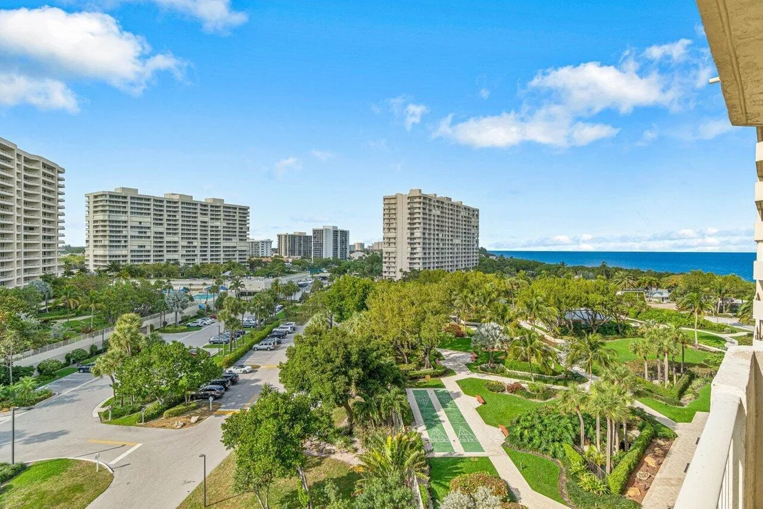 Photo of Unit B708 at 4001 N Ocean Boulevard