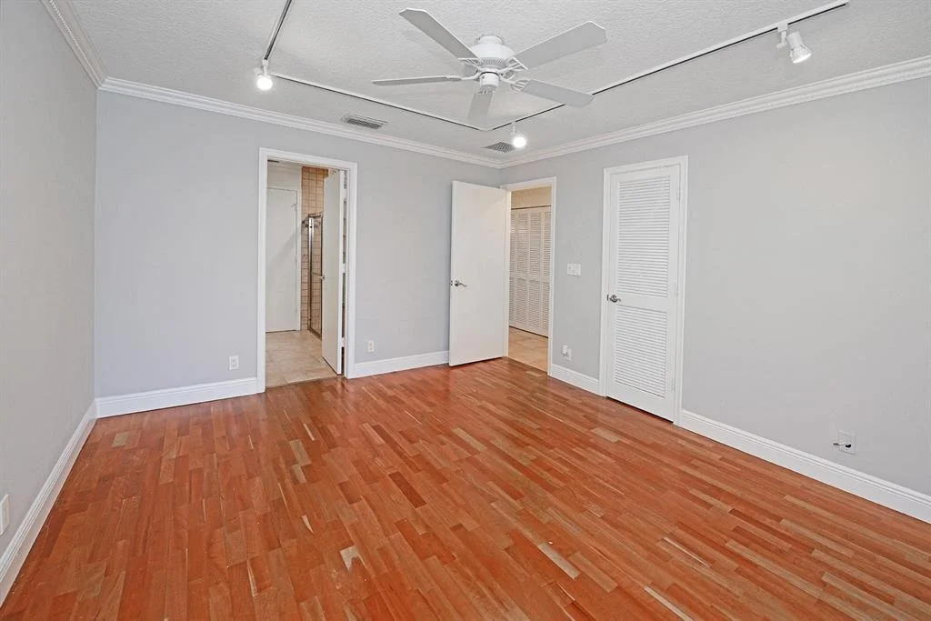 Photo of 4085 Georges Way