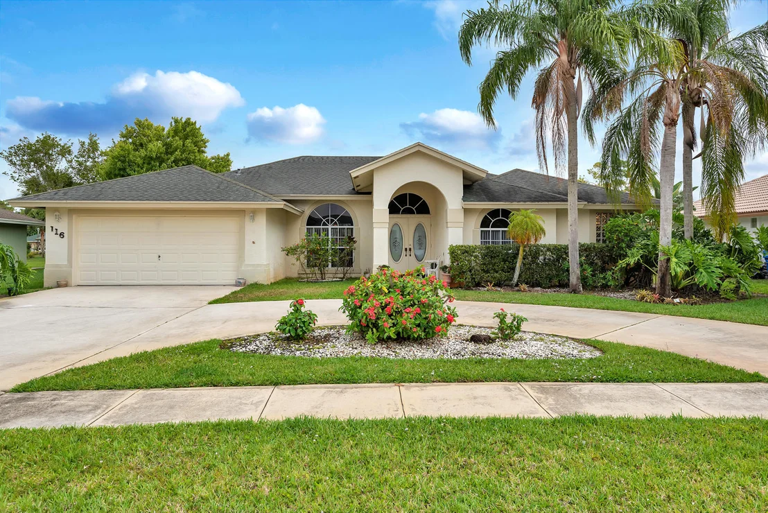 Photo of 116 Monterey Way