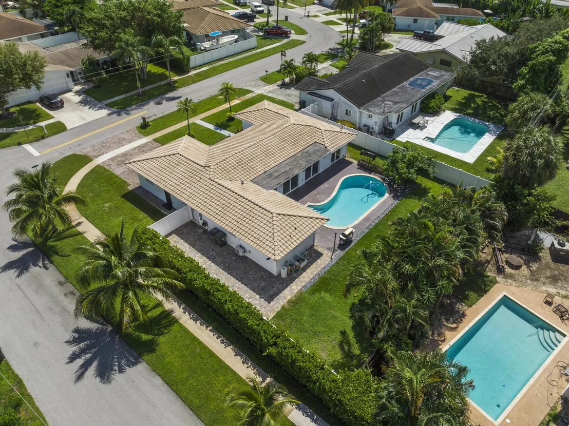 Photo of 599 NW 13th Drive