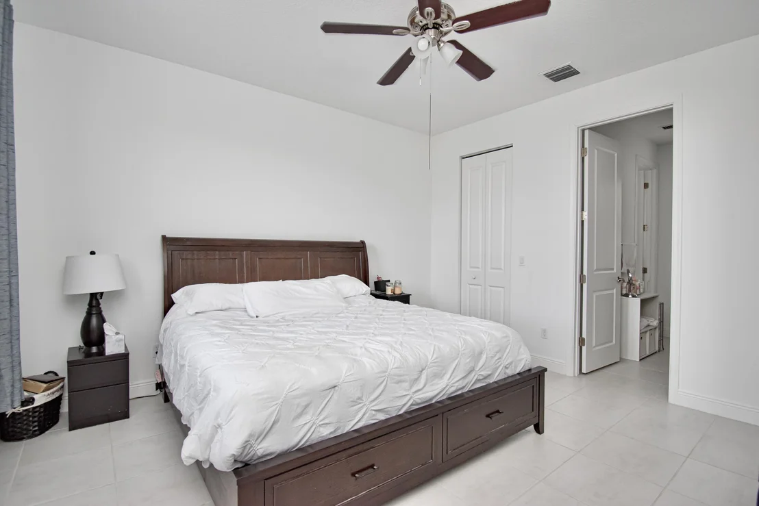 Photo of 16420 Sandy Shore Drive