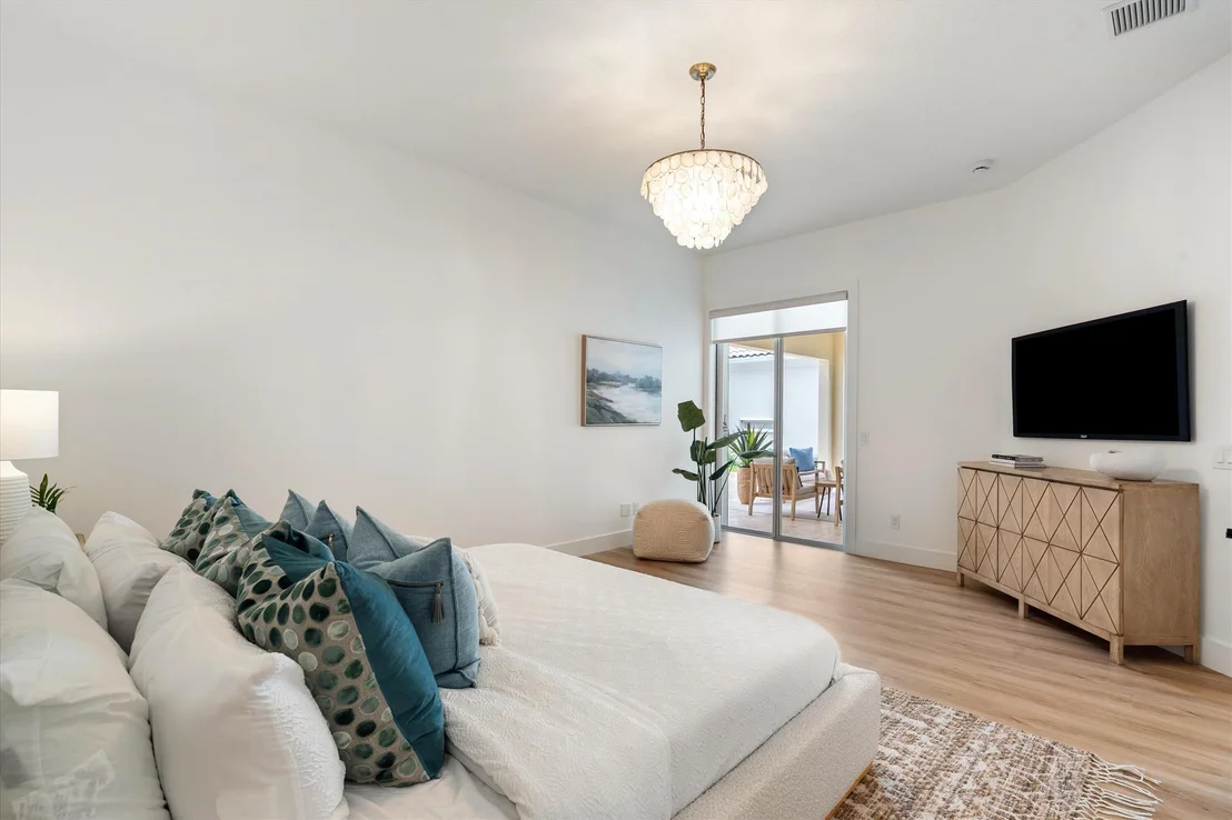 Photo of 3419 Greenway Drive