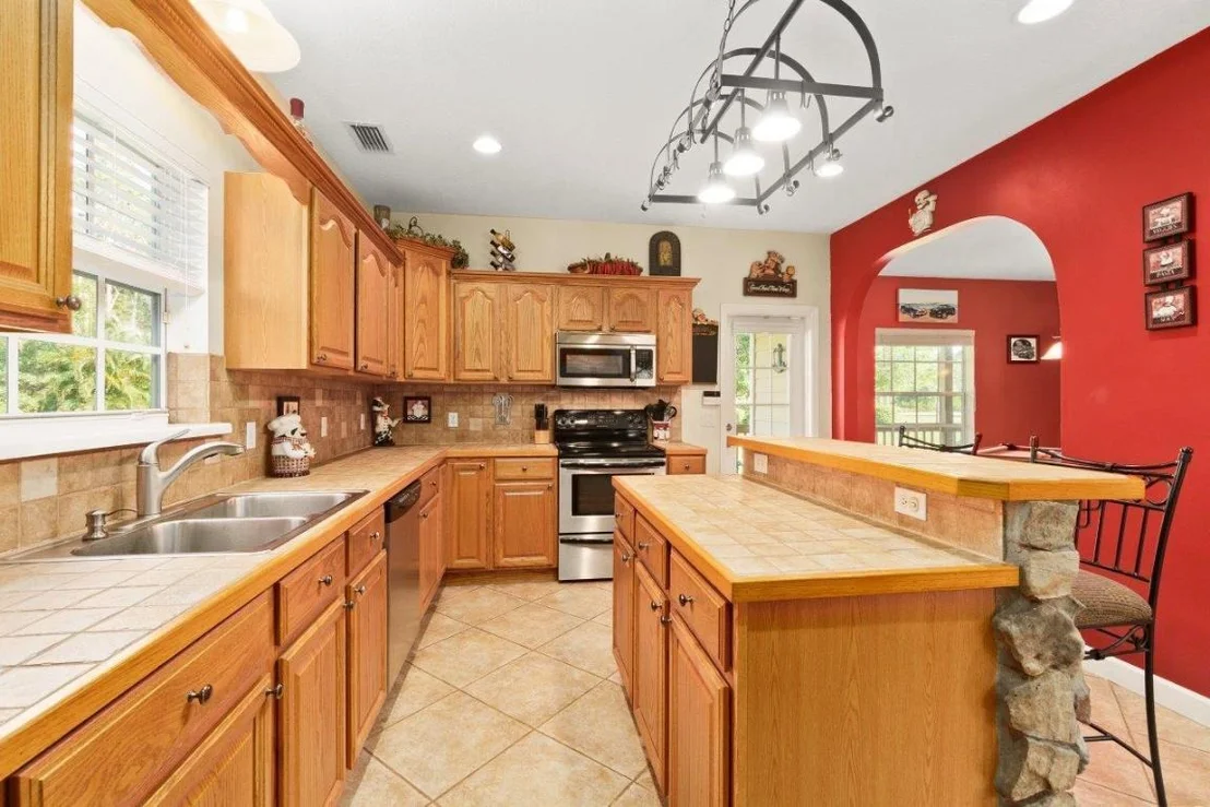 Photo of 405 SE Salerno Road