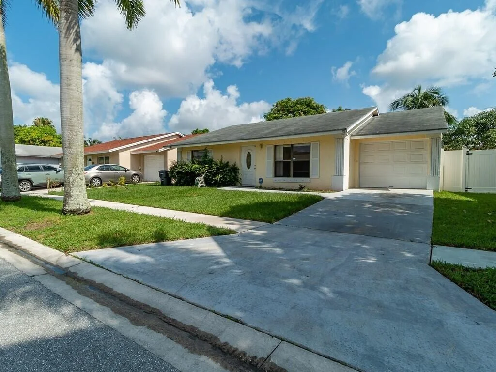 Photo of 5974 Ithaca Circle W