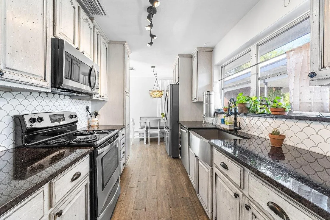 Photo of 817 Buttonwood Road