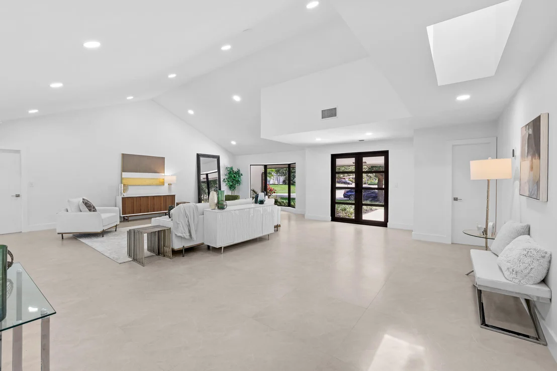 Photo of 7571 Estrella Circle