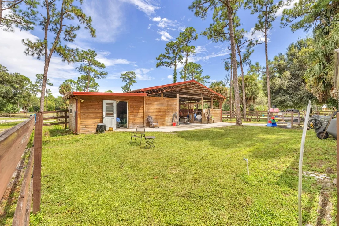 Photo of 2340 B Road
