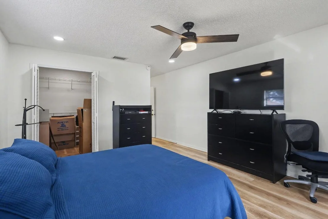 Photo of Unit A at 4635 Apple Tree Circle