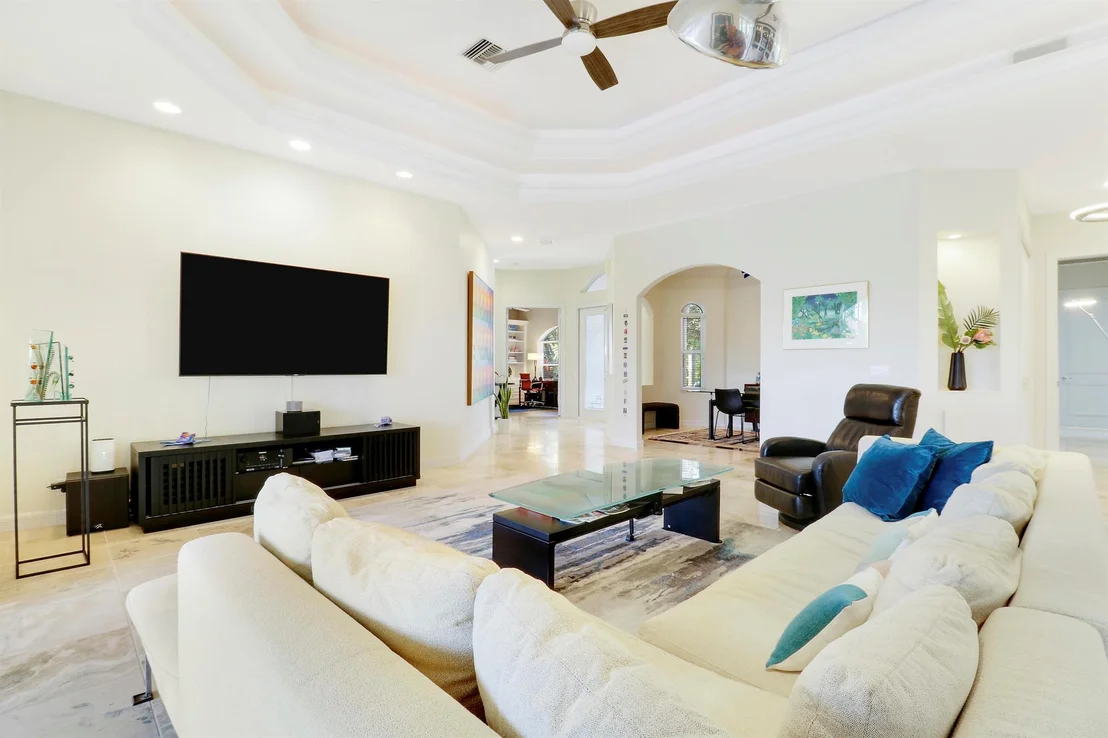 Photo of 8733 SE Compass Island Way