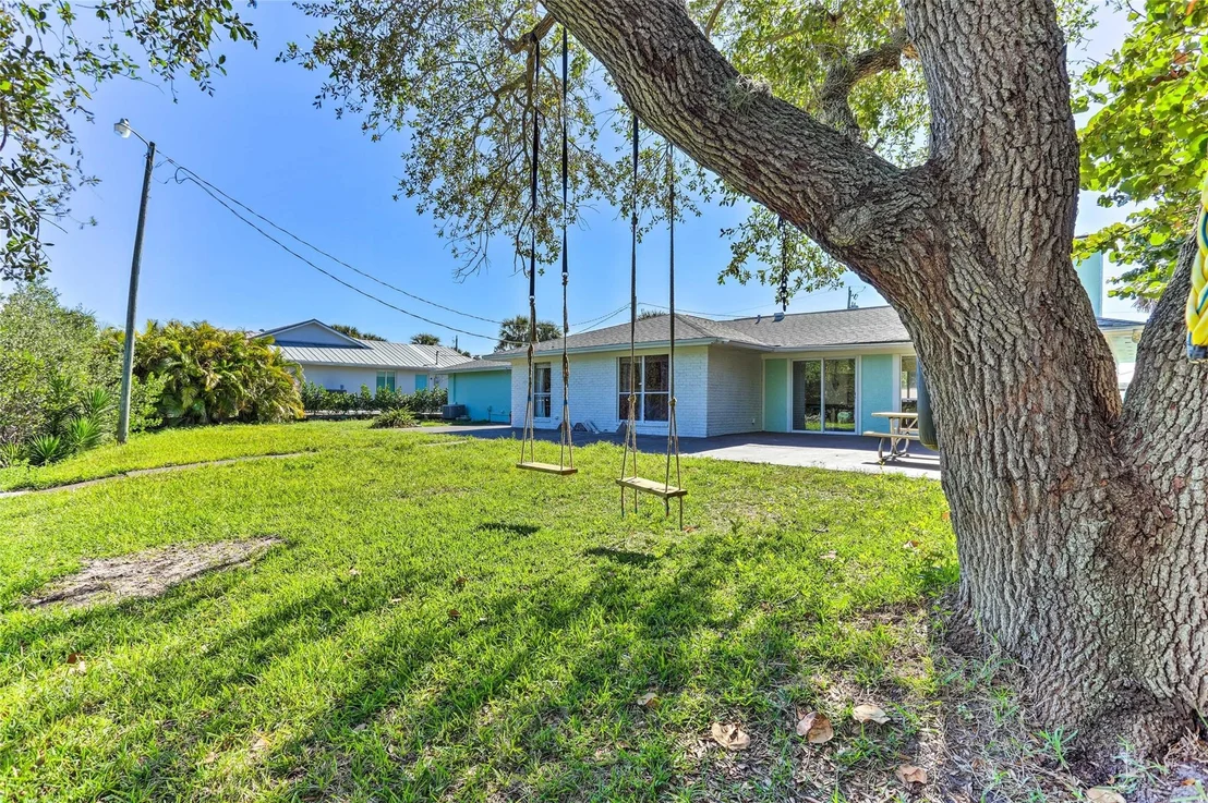 Photo of 928 Jackson Way