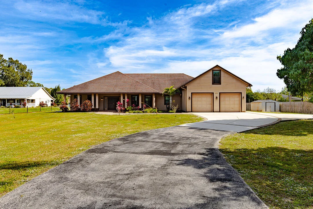 Photo of 2774 Gentile Road