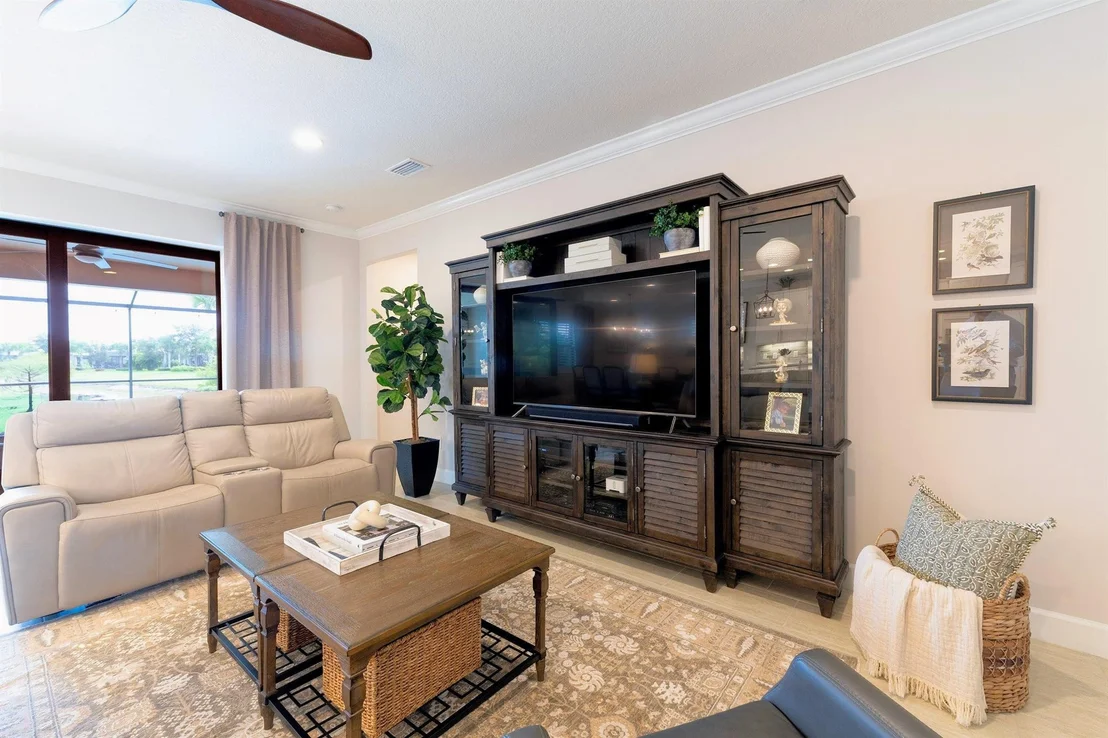 Photo of 5068 Pendelton Square