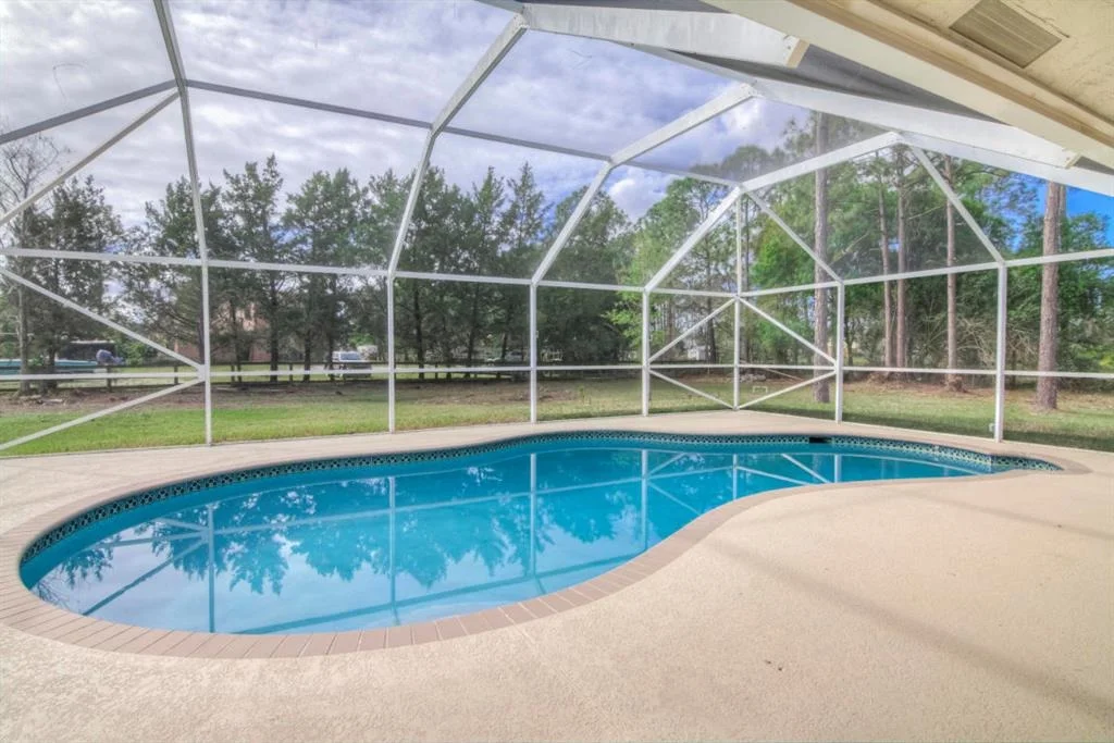Photo of 17518 Tangerine Boulevard