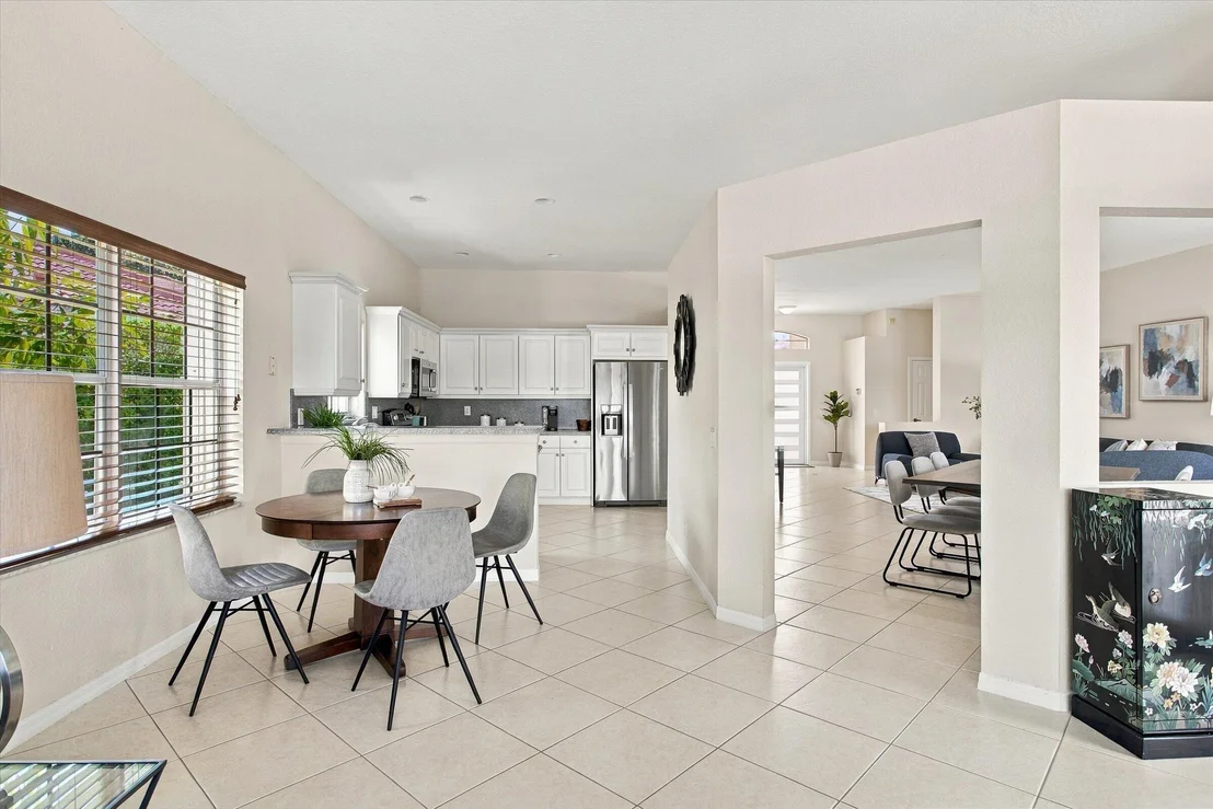 Photo of 1295 WINDSOR Lane