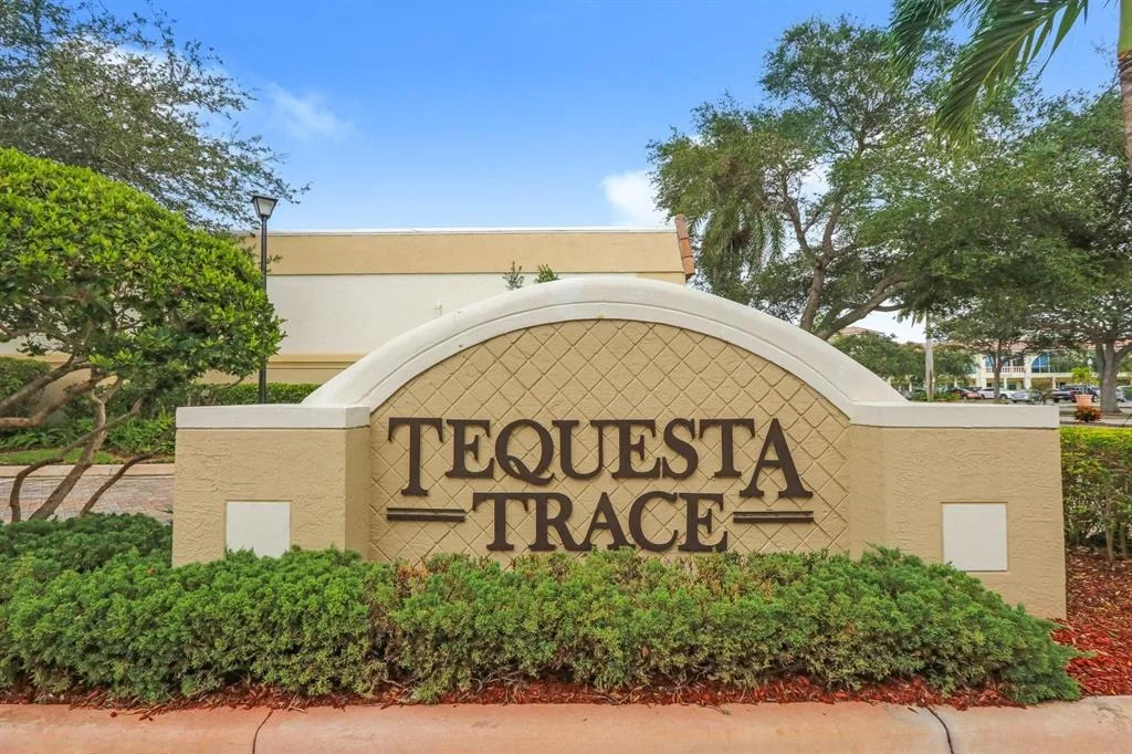 Photo of Unit H at 107 Lighthouse Circle