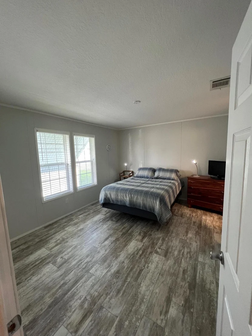 Photo of 4411 SW 10th Way