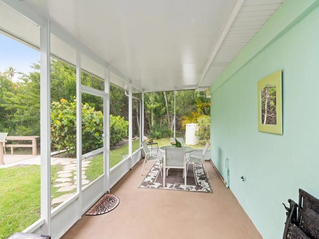 Photo of 285 Live Oak Drive