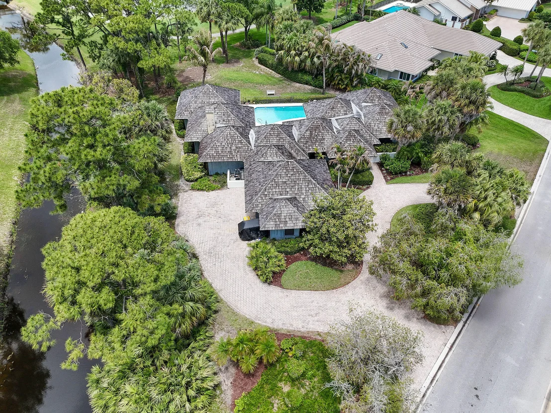 Photo of 6980 SE Winged Foot Drive