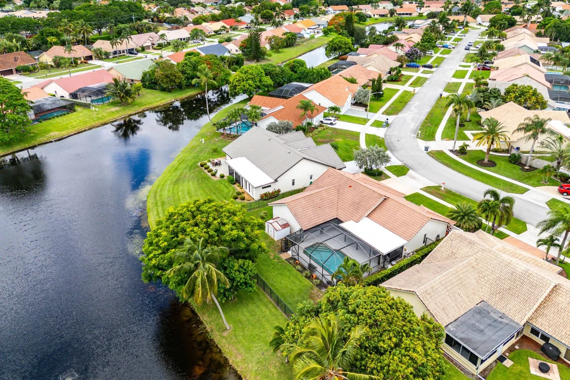 Photo of 9847 Sun Pointe Drive
