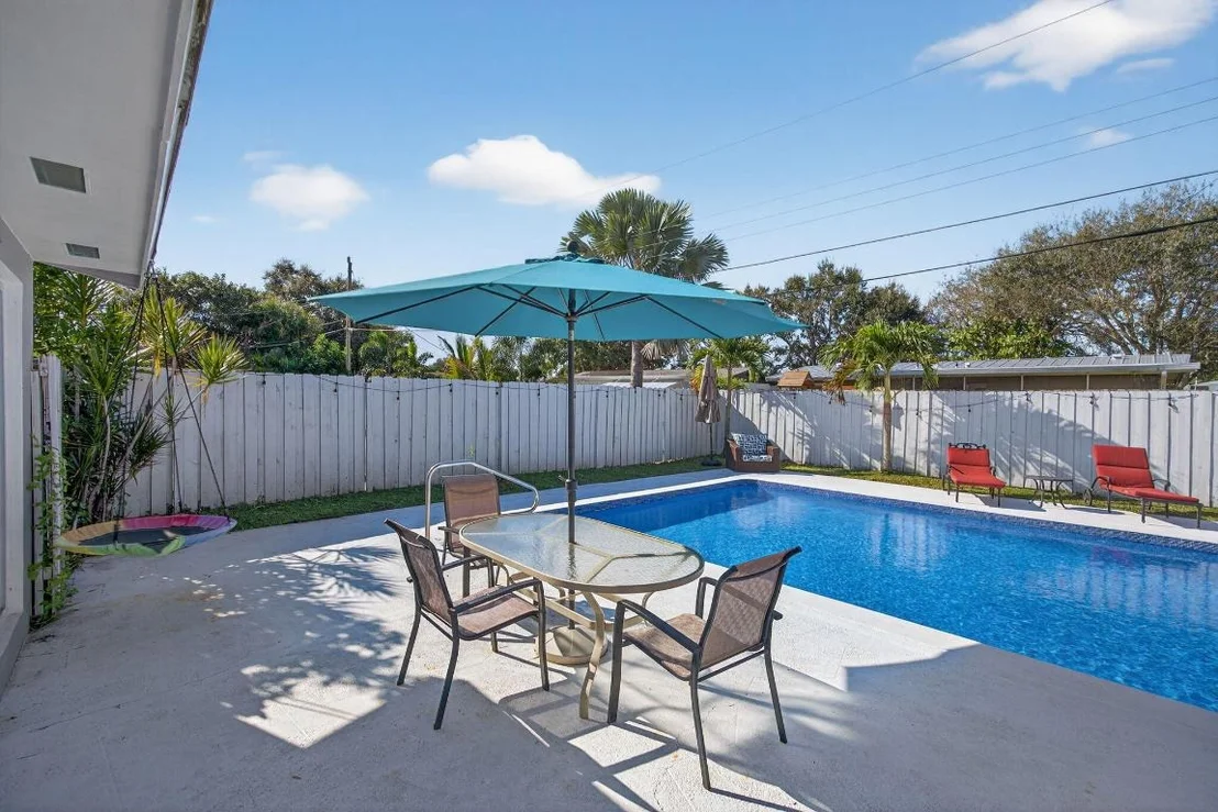 Photo of 511 Iris Avenue