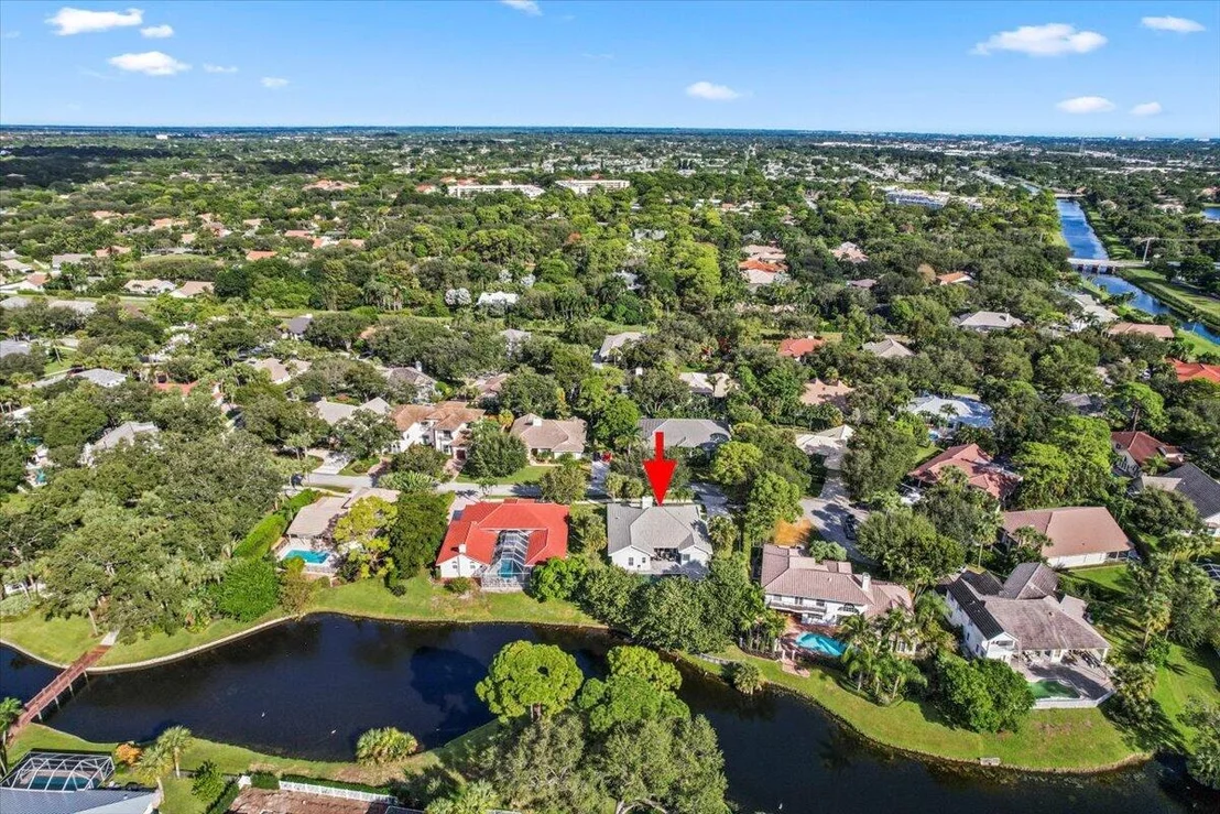 Photo of 2640 Devon Court Court
