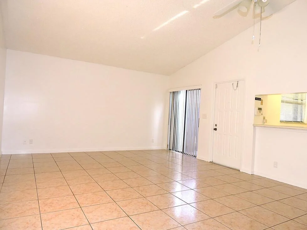 Photo of 504 Springdale Circle