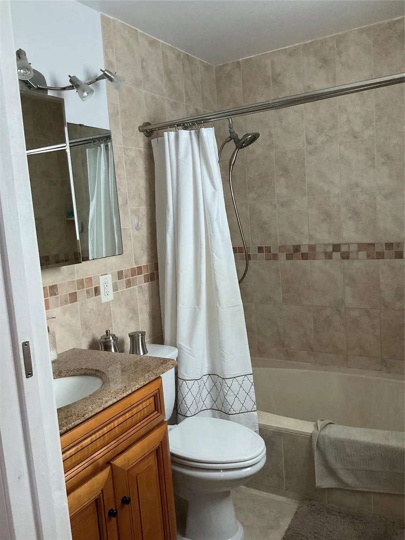 Photo of 6643 NW Bayfront Drive