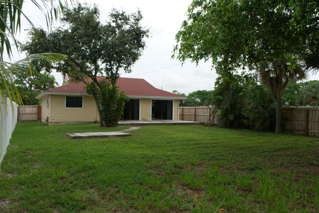 Photo of 5018 Cleveland Road