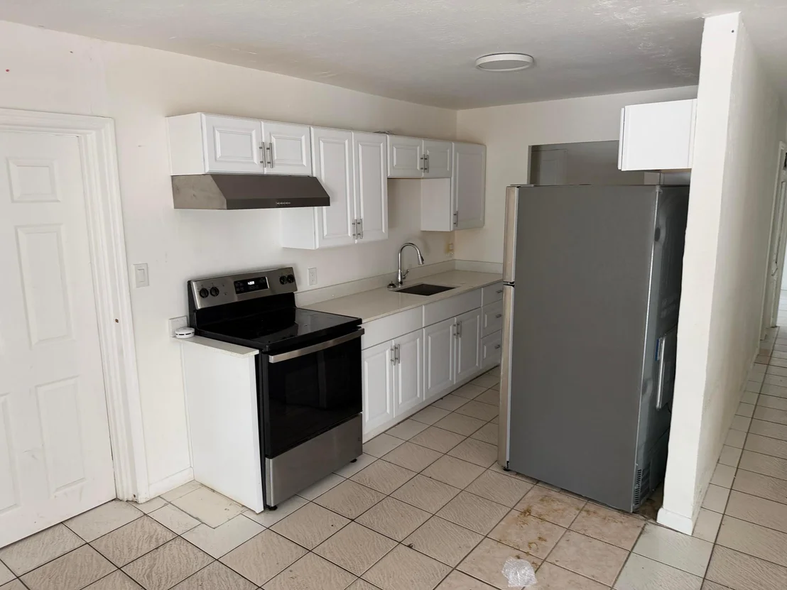 Photo of 115 Maple Avenue