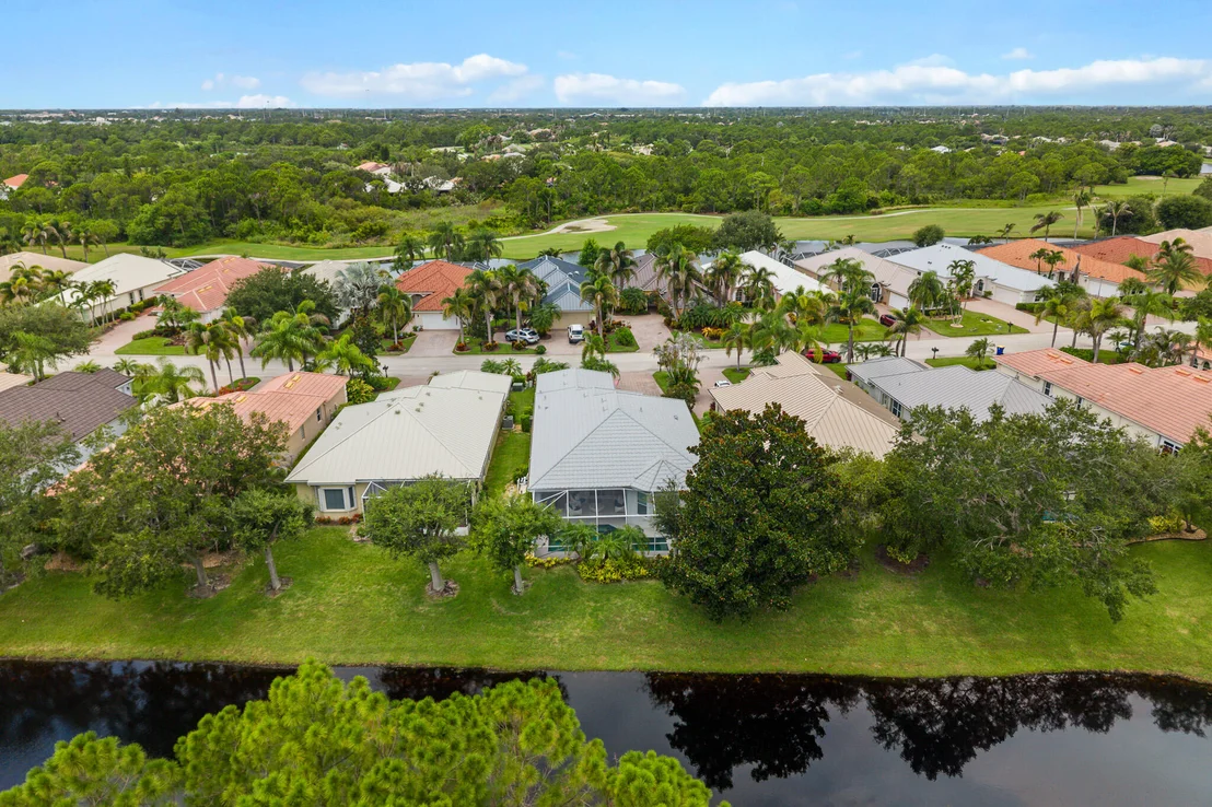 Photo of 4603 NW RED MAPLE Drive