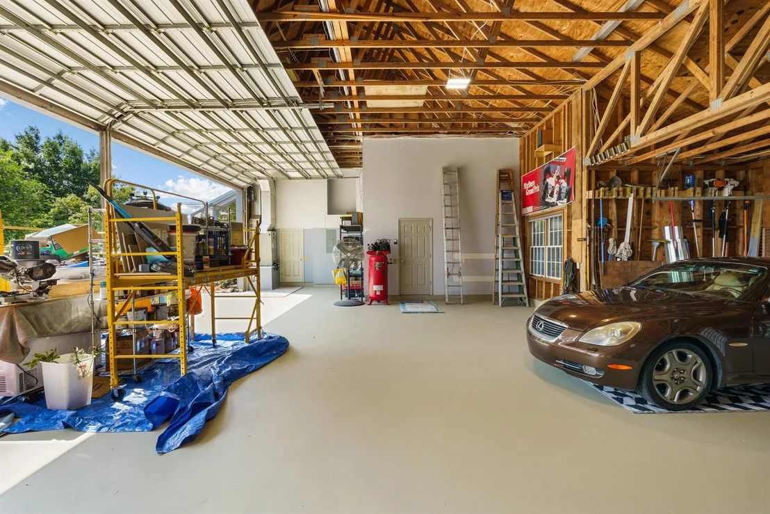 Photo of 420 Sopwith Drive