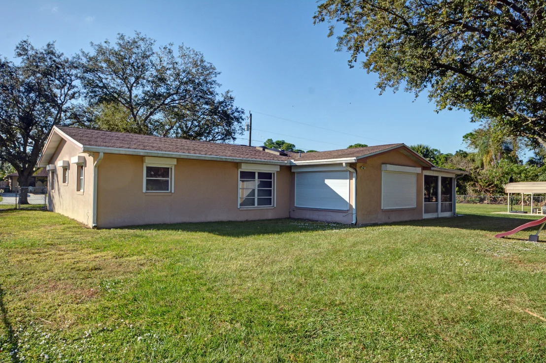 Photo of 6000 Birch Drive