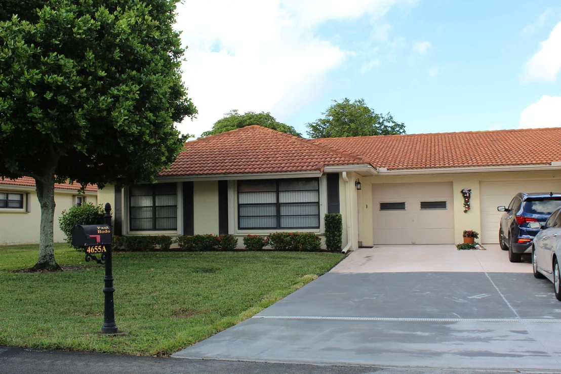 Photo of Unit A at 4655 Apple Tree Circle